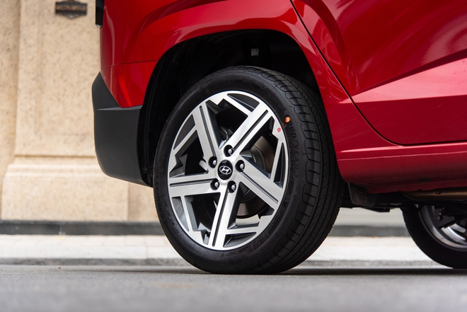 Cận cảnh Hyundai Stargazer mới tại Việt Nam: Loạt n&acirc;ng cấp đắt gi&aacute; gi&uacute;p n&acirc;ng tầm ho&agrave;n to&agrave;n trải nghiệm- Ảnh 5.