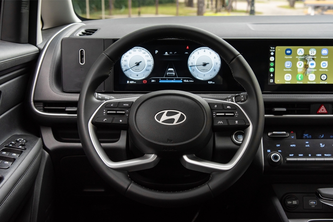 Cận cảnh Hyundai Stargazer mới tại Việt Nam: Loạt n&acirc;ng cấp đắt gi&aacute; gi&uacute;p n&acirc;ng tầm ho&agrave;n to&agrave;n trải nghiệm- Ảnh 9.