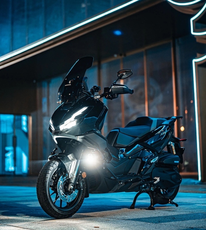 Honda ADV350 tại Việt Nam có giá lăn bánh gần 176 triệu đồng, vì sao vẫn khiến người chơi xe sẵn sàng xuống tiền?- Ảnh 2. Honda ADV350 tại Việt Nam có giá lăn bánh gần 176 triệu đồng, vì sao vẫn khiến người chơi xe sẵn sàng xuống tiền?- Ảnh 2.