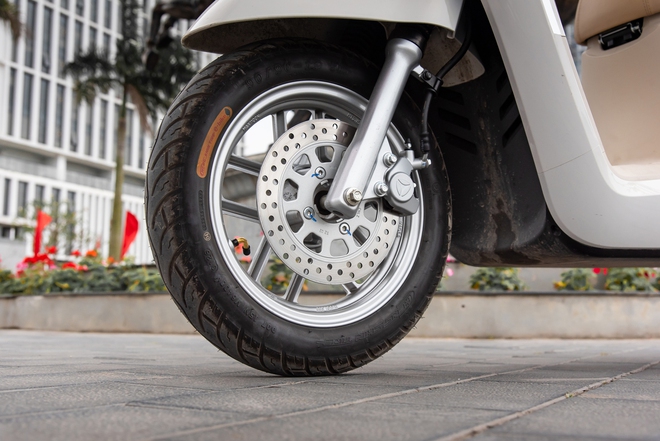 Đánh giá Yadea Osta sau 1 tuần sử dụng: Bóc hết ưu/nhược điểm người dùng cần biết- Ảnh 20. Đánh giá Yadea Osta sau 1 tuần sử dụng: Bóc hết ưu/nhược điểm người dùng cần biết- Ảnh 20.