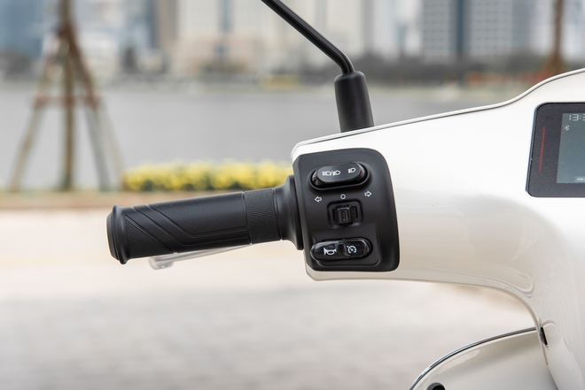 Đánh giá Yadea Osta sau 1 tuần sử dụng: Bóc hết ưu/nhược điểm người dùng cần biết- Ảnh 23. Đánh giá Yadea Osta sau 1 tuần sử dụng: Bóc hết ưu/nhược điểm người dùng cần biết- Ảnh 23.