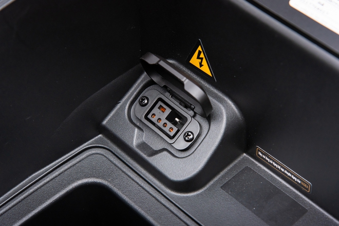 Đánh giá Yadea Osta sau 1 tuần sử dụng: Bóc hết ưu/nhược điểm người dùng cần biết- Ảnh 32. Đánh giá Yadea Osta sau 1 tuần sử dụng: Bóc hết ưu/nhược điểm người dùng cần biết- Ảnh 32.