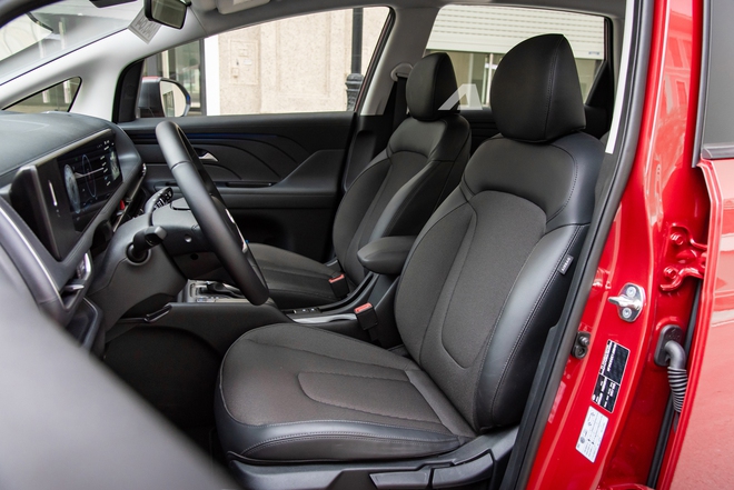 Tôi trải nghiệm Hyundai Stargazer 2026 giá 615 triệu và thấy xe gia đình đủ ADAS, không gian rộng, nội thất mới như này cũng sướng!- Ảnh 7. Tôi trải nghiệm Hyundai Stargazer 2026 giá 615 triệu và thấy xe gia đình đủ ADAS, không gian rộng, nội thất mới như này cũng sướng!- Ảnh 7.