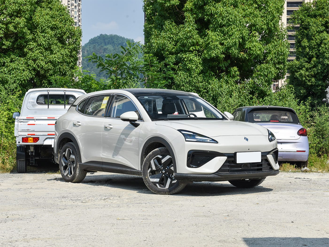 SUV mới ngang cỡ Honda CR-V được đăng ký tại Việt Nam: Giá quy đổi từ 380 triệu đồng, tùy chọn PHEV, bản điện chạy 600km/sạc- Ảnh 3. SUV mới ngang cỡ Honda CR-V được đăng ký tại Việt Nam: Giá quy đổi từ 380 triệu đồng, tùy chọn PHEV, bản điện chạy 600km/sạc- Ảnh 3.