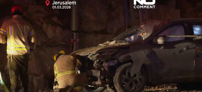 BYD Atto 3 chỉ bung t&uacute;i kh&iacute;, hư hỏng b&ecirc;n ngo&agrave;i sau khi 'd&iacute;nh' rocket tại Isarel: 5 người tr&ecirc;n xe sống s&oacute;t, pin kh&ocirc;ng ch&aacute;y- Ảnh 4.