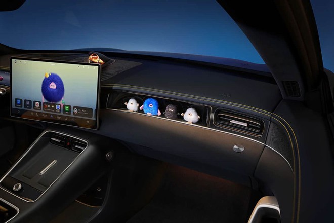 Tr&ocirc;ng rất giống Porsche Taycan nhưng chiếc xe n&agrave;y c&oacute; gi&aacute; rẻ chưa tới một phần ba &lsquo;h&agrave;ng xịn&rsquo;- Ảnh 9.