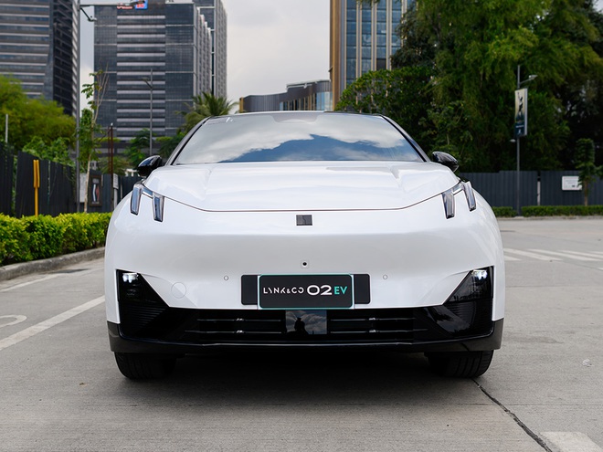Lynk & Co 02 nhận cọc tại Việt Nam: Cỡ Corolla Cross, d&aacute;ng coupe, chung nền tảng Volvo, chạy 530km/sạc- Ảnh 3.