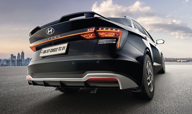 Hyundai Accent 2026 ra mắt: Nội thất 'sang xịn mịn' hơn hẳn, cụm m&agrave;n h&igrave;nh 20,5 inch, c&oacute; LED nội thất như 'Mẹc'- Ảnh 4.