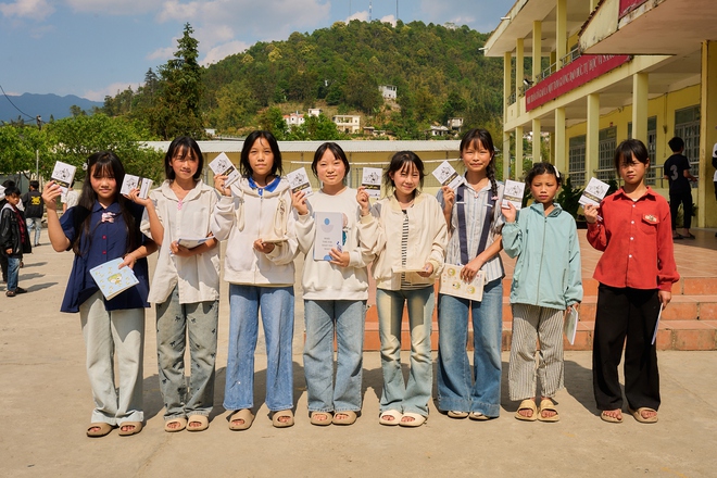 Video 10 ph&uacute;t t&oacute;m gọn gần 3.000km d&agrave;n Range Rover tới T&acirc;y Bắc: Nhiều cung đường khắc nghiệt thử th&aacute;ch sự bền bỉ của cả đo&agrave;n người v&agrave; xe- Ảnh 8.