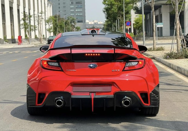 Subaru BRZ số sàn rao bán lại 1,5 tỷ: Tiền độ ngang CX-5 'base', người bán nói 'khủng nhất VN', dùng mâm giống hệt Bugatti- Ảnh 6. Subaru BRZ số sàn rao bán lại 1,5 tỷ: Tiền độ ngang CX-5 'base', người bán nói 'khủng nhất VN', dùng mâm giống hệt Bugatti- Ảnh 6.