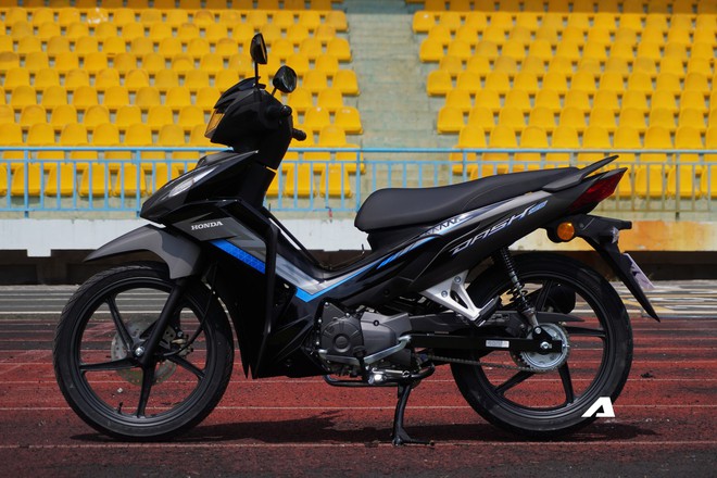 Honda Dash 125 2026 mở bán tại Việt Nam: Xe số giá hơn SH 125i, có phanh đĩa sau như xe thể thao- Ảnh 4. Honda Dash 125 2026 mở bán tại Việt Nam: Xe số giá hơn SH 125i, có phanh đĩa sau như xe thể thao- Ảnh 4.