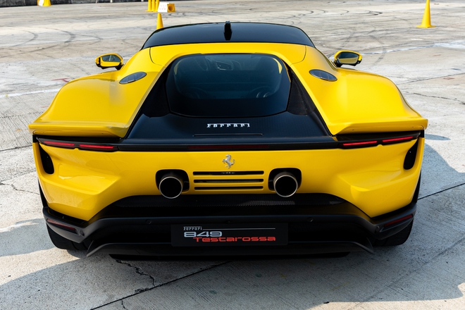 Tôi lái Ferrari 849 Testarossa: Sức cuốn hút của 1.035 mã lực không thể mô tả bằng thông số- Ảnh 12. Tôi lái Ferrari 849 Testarossa: Sức cuốn hút của 1.035 mã lực không thể mô tả bằng thông số- Ảnh 12.