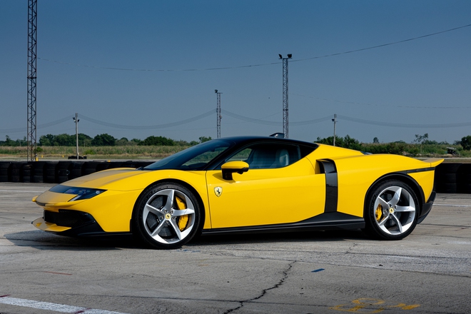 Tôi lái Ferrari 849 Testarossa: Sức cuốn hút của 1.035 mã lực không thể mô tả bằng thông số- Ảnh 10. Tôi lái Ferrari 849 Testarossa: Sức cuốn hút của 1.035 mã lực không thể mô tả bằng thông số- Ảnh 10.