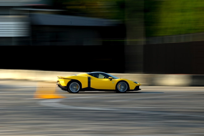 Tôi lái Ferrari 849 Testarossa: Sức cuốn hút của 1.035 mã lực không thể mô tả bằng thông số- Ảnh 6. Tôi lái Ferrari 849 Testarossa: Sức cuốn hút của 1.035 mã lực không thể mô tả bằng thông số- Ảnh 6.