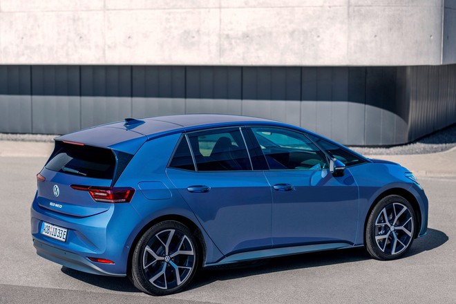 Volkswagen Polo thuần điện tr&igrave;nh l&agrave;ng: Trang bị kh&ocirc;ng thua k&eacute;m xe Trung Quốc, sạc đầy thoải m&aacute;i di chuyển TP.HCM - Đ&agrave; Lạt quay đầu- Ảnh 2.