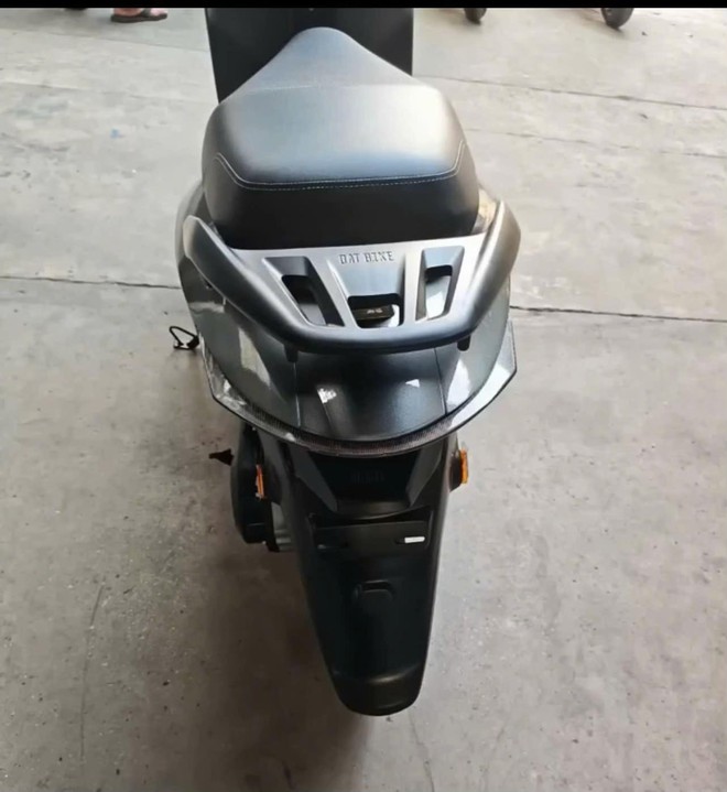 Rộ h&igrave;nh ảnh xe m&aacute;y điện Việt Nam d&aacute;ng như Honda Lead: Gi&aacute; đồn đo&aacute;n dưới 35 triệu đồng, cốp si&ecirc;u rộng, chạy 150km/sạc- Ảnh 4.
