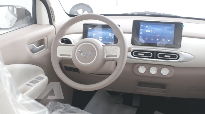 Xem thực tế Wuling Macaron 2026 vừa về đại l&yacute;: 2 m&agrave;n h&igrave;nh, phanh điện tử, ngồi được 4 người lớn- Ảnh 11.