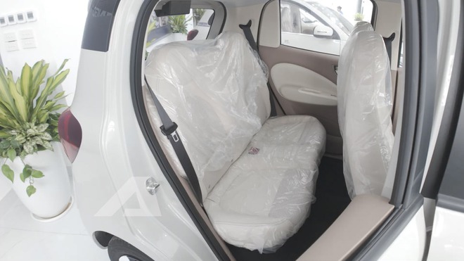 Xem thực tế Wuling Macaron 2026 vừa về đại l&yacute;: 2 m&agrave;n h&igrave;nh, phanh điện tử, ngồi được 4 người lớn- Ảnh 14.