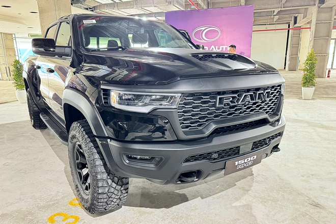 Chủ xe Jeep, RAM tại Việt Nam kh&ocirc;ng c&ograve;n cảnh 'đau đầu' lo bảo dưỡng, sửa chữa: THACO c&ocirc;ng bố m&ocirc; h&igrave;nh mới đầu ti&ecirc;n trong ĐN&Aacute;, đi đ&acirc;u cũng c&oacute; đại l&yacute;, xưởng dịch vụ- Ảnh 4.