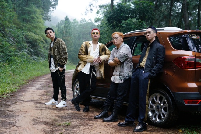 Rapper nh&oacute;m Da LAB bất ngờ tậu VinFast VF 6: 'Chưa mua được 911 n&ecirc;n tậu 6 trước vậy'- Ảnh 2.