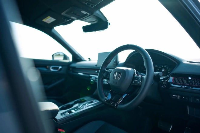 Honda Civic 2026 ra mắt: Bỏ cần số, th&ecirc;m t&iacute;nh năng giả lập như hộp số Porsche- Ảnh 7.