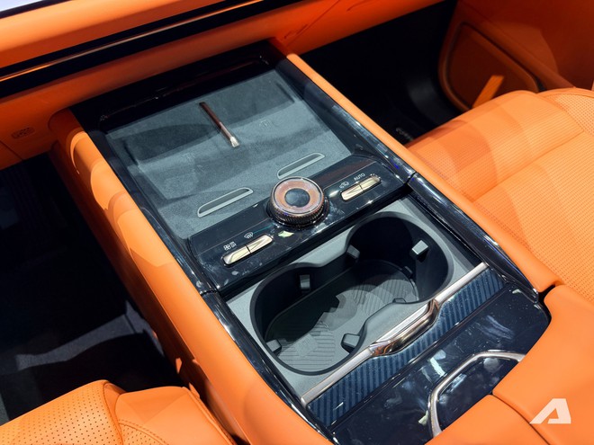 Cận cảnh Lynk & Co 900 sắp b&aacute;n tại Việt Nam: Thiết kế, tiện nghi như SUV hạng sang, nhiều c&ocirc;ng nghệ vận h&agrave;nh, an to&agrave;n ti&ecirc;n tiến- Ảnh 11.