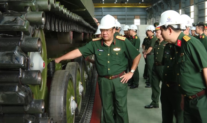 C&ocirc;ng bố h&igrave;nh ảnh xe tăng "Made in Vietnam", hỏa lực vượt trội: Bộ Quốc ph&ograve;ng ra chỉ đạo- Ảnh 2.