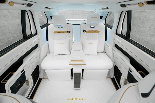 'Rolls-Royce Cullinan của Trung Quốc' lột x&aacute;c qua b&agrave;n tay Mansory- Ảnh 5.