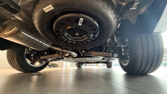Soi chi tiết Geely Okavango tại đại l&yacute;: M&agrave;n h&igrave;nh 14,6 inch, ADAS đầy đủ, cấu h&igrave;nh ghế linh hoạt cho gia đ&igrave;nh trong tầm gi&aacute; hơn 700 triệu- Ảnh 11.