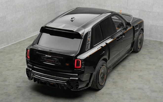 Rolls-Royce Cullinan &ldquo;lột x&aacute;c&rdquo; với bản độ Mansory Emperor Signature- Ảnh 4.
