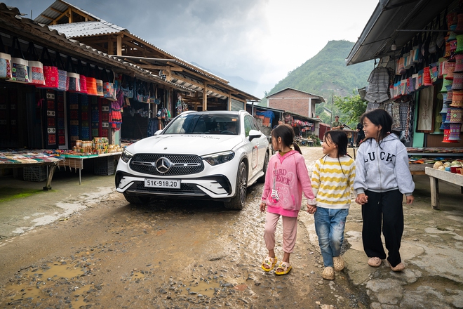 Mercedes-Benz mừng 140 tuổi tại Việt Nam: Qua 8 điểm, 12 ng&agrave;y, c&oacute; dấu ấn đặc biệt ngay tại H&agrave; Nội- Ảnh 2.