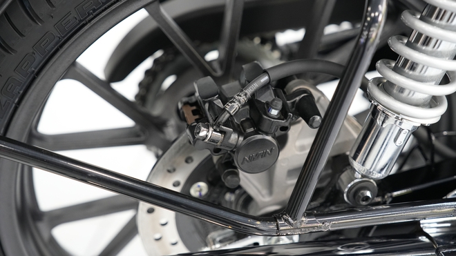 M&ocirc; t&ocirc; cho d&acirc;n chơi Honda CB350C về Việt Nam: M&aacute;y to hơn SH 350i, nguồn gốc nhập khẩu khiến nhiều người bất ngờ- Ảnh 12.