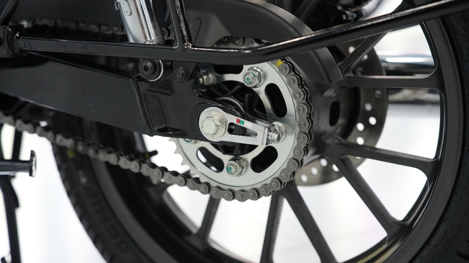M&ocirc; t&ocirc; cho d&acirc;n chơi Honda CB350C về Việt Nam: M&aacute;y to hơn SH 350i, nguồn gốc nhập khẩu khiến nhiều người bất ngờ- Ảnh 10.