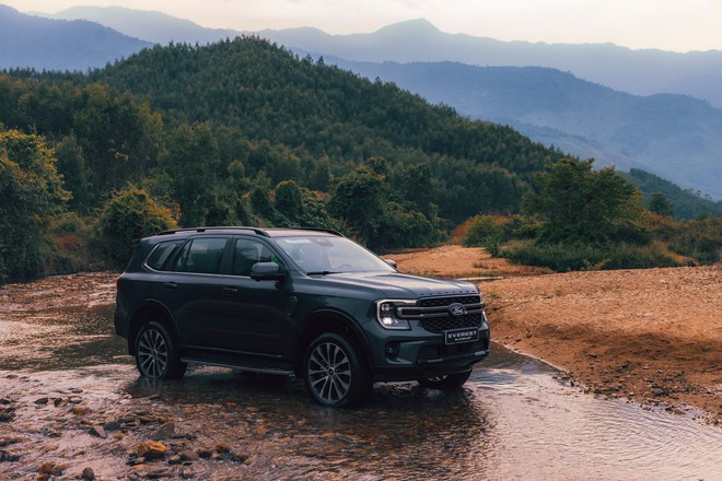 Với &lsquo;con nghiện&rsquo; cơ kh&iacute; như t&ocirc;i, Ford phải &lsquo;chơi&rsquo; động cơ thế n&agrave;y mới đủ đ&atilde;!- Ảnh 8.