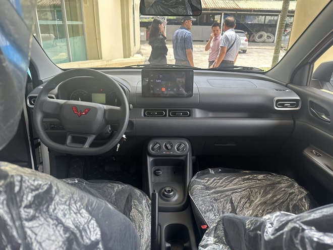 Wuling Grango - MPV gi&aacute; dự kiến 499 triệu đồng tại Việt Nam lộ r&otilde; nội, ngoại thất: N&uacute;m xoay chuyển số, ghế cơ trưởng, c&ograve;n nhiều thứ &lsquo;đơn sơ&rsquo;- Ảnh 5.