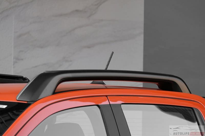 Ford Ranger Wildtrak X 2026 gi&aacute; quy đổi gần 1,2 tỷ đồng ở gần Việt Nam: M&aacute;y 3.0L V6, c&oacute; AWD, phuộc h&agrave;ng hiệu, lốp &lsquo;b&eacute;o&rsquo; như Raptor- Ảnh 6.