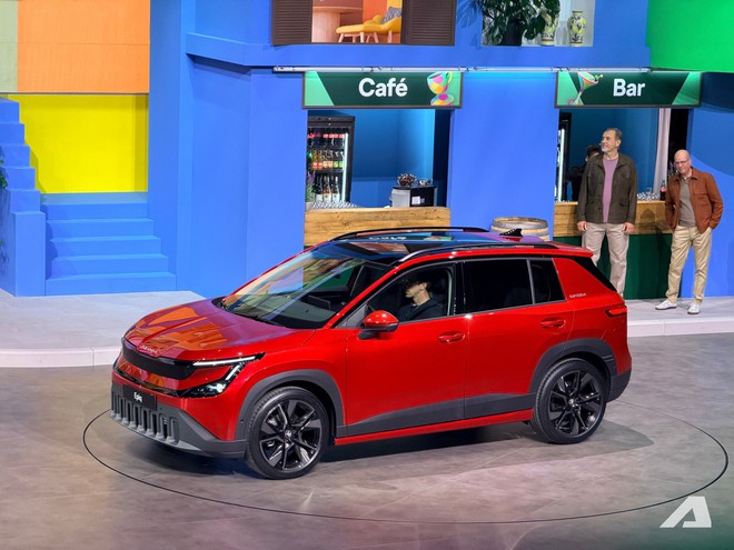 Sang ch&acirc;u &Acirc;u xem thực tế Skoda Epiq vừa ra mắt: SUV đ&ocirc; thị thiết kế thực dụng, nhiều c&ocirc;ng nghệ, c&oacute; ADAS, chạy 440km/sạc- Ảnh 2.