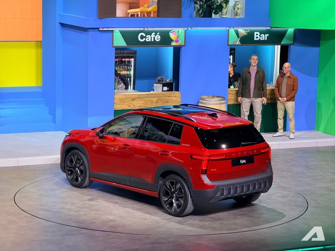 Sang ch&acirc;u &Acirc;u xem thực tế Skoda Epiq vừa ra mắt: SUV đ&ocirc; thị thiết kế thực dụng, nhiều c&ocirc;ng nghệ, c&oacute; ADAS, chạy 440km/sạc- Ảnh 3.