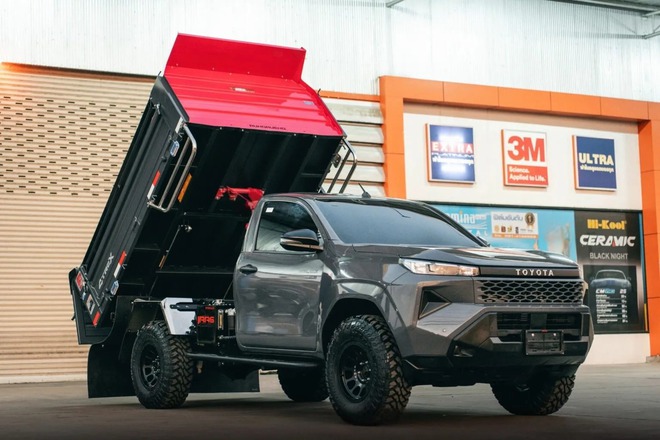 Toyota Hilux 'lột x&aacute;c' th&agrave;nh xe ben m&agrave; kh&ocirc;ng cần cắt xẻ: Chở tới 5 tấn, c&oacute; cả cần cẩu tự bốc h&agrave;ng- Ảnh 23.