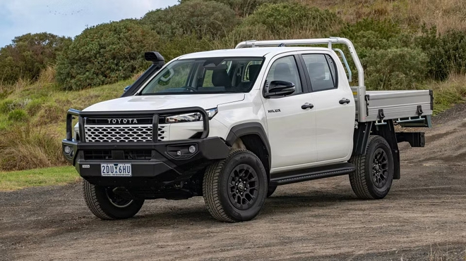 Toyota Hilux th&ecirc;m bản 'nặng đ&ocirc;' đấu Ford Ranger Super Duty, nhưng c&oacute; một điểm trừ- Ảnh 2.