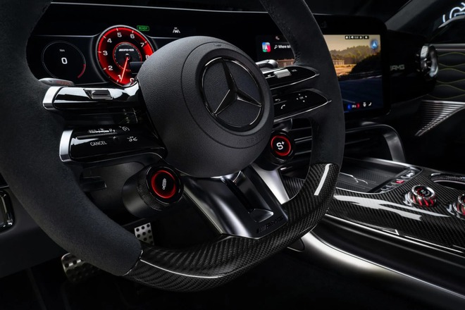 Mercedes AMG GT Coupe 2027 trình làng: Mạnh hơn 1.150 mã lực, xe điện nhưng vẫn có âm thanh của máy V8, về Việt Nam đấu với Porsche Taycan và Audi e-tron GT- Ảnh 11. Mercedes AMG GT Coupe 2027 trình làng: Mạnh hơn 1.150 mã lực, xe điện nhưng vẫn có âm thanh của máy V8, về Việt Nam đấu với Porsche Taycan và Audi e-tron GT- Ảnh 11.