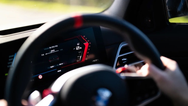 BMW M3 d&aacute;ng độc đầu ti&ecirc;n về Việt Nam: Gi&aacute; kh&oacute; dưới 5,5 tỷ đồng, mạnh 530HP, m&agrave;u sơn đắt hơn chiếc SHmode- Ảnh 8.