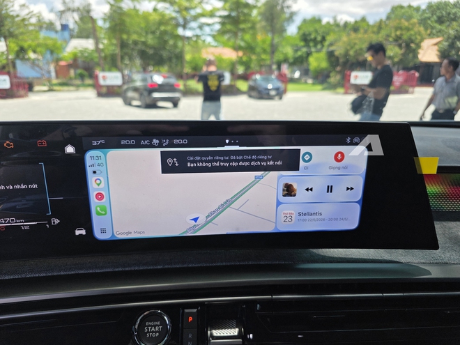 Ảnh thực tế Peugeot 3008 đời mới tại Việt Nam: D&aacute;ng coupe s&agrave;nh điệu, m&agrave;n cong si&ecirc;u d&agrave;i, chờ gi&aacute; để cạnh tranh CX-5, Tucson- Ảnh 15.