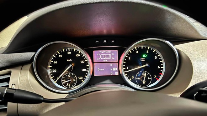 H&agrave;ng hiếm Mercedes-Benz R 350 rao b&aacute;n ngang gi&aacute; Destinator: 7 chỗ cho gia đ&igrave;nh, người b&aacute;n khẳng định VN kh&ocirc;ng c&oacute; chiếc thứ 2, mua về chỉ việc đi- Ảnh 5.