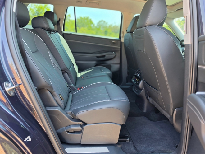 Trải nghiệm Volkswagen Teramont Pro tại Việt Nam: M&aacute;y 2.0L nhưng c&acirc;n được mọi loại địa h&igrave;nh, hiểu l&yacute; do v&igrave; sao c&oacute; người sẵn s&agrave;ng chi gần 3 tỷ để 'n&oacute;c nh&agrave;' được vui- Ảnh 6.