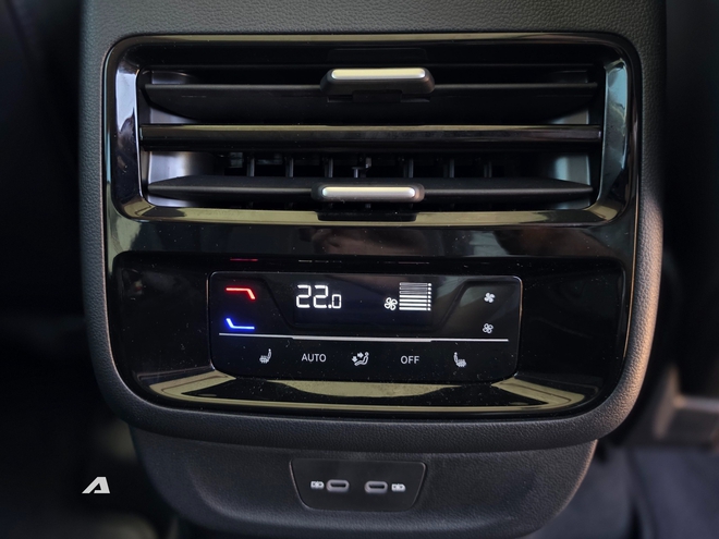Trải nghiệm Volkswagen Teramont Pro tại Việt Nam: M&aacute;y 2.0L nhưng c&acirc;n được mọi loại địa h&igrave;nh, hiểu l&yacute; do v&igrave; sao c&oacute; người sẵn s&agrave;ng chi gần 3 tỷ để 'n&oacute;c nh&agrave;' được vui- Ảnh 16.