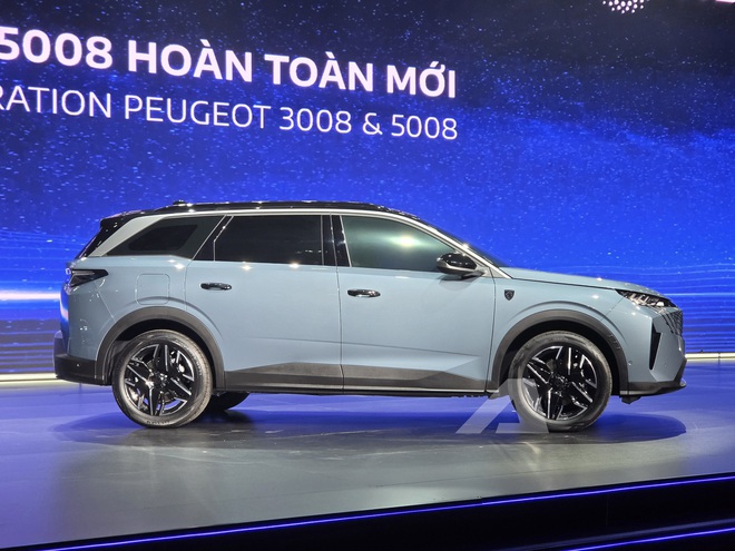 Peugeot 3008 v&agrave; 5008 thế hệ mới ra mắt Việt Nam: Gi&aacute; từ 1,279 tỷ, m&agrave;n h&igrave;nh 21 inch, c&ocirc;ng nghệ ngập tr&agrave;n, phả hơi n&oacute;ng l&ecirc;n CR-V, Santa Fe- Ảnh 17.