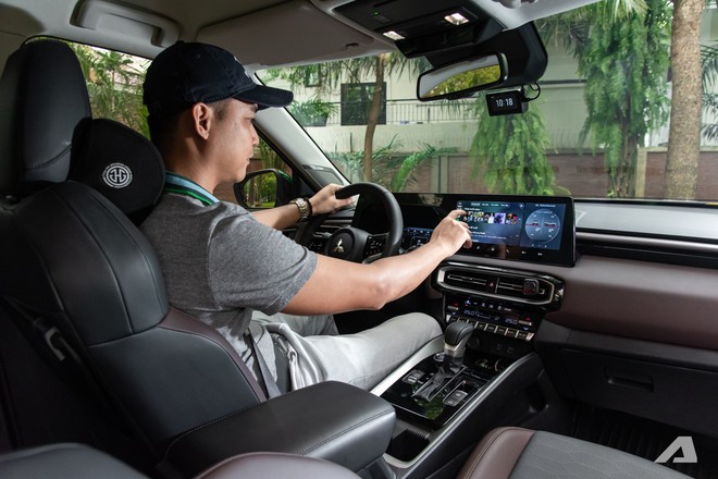Lấy Mitsubishi Destinator chở gia đ&igrave;nh l&ecirc;n H&agrave; Giang, chủ xe tại H&agrave; Nội chia sẻ: &lsquo;Sức k&eacute;o khỏe, h&agrave;ng ba rộng, bảo dưỡng rẻ, c&oacute; điểm trừ ở c&aacute;ch &acirc;m&rsquo;- Ảnh 7.