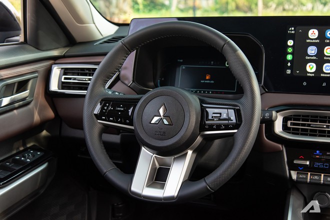 Lấy Mitsubishi Destinator chở gia đ&igrave;nh l&ecirc;n H&agrave; Giang, chủ xe tại H&agrave; Nội chia sẻ: &lsquo;Sức k&eacute;o khỏe, h&agrave;ng ba rộng, bảo dưỡng rẻ, c&oacute; điểm trừ ở c&aacute;ch &acirc;m&rsquo;- Ảnh 9.