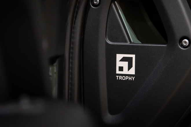 Cận cảnh Defender Trophy Edition đầu ti&ecirc;n tại Việt Nam: Gi&aacute; gần 7,5 tỷ, nhiều trang bị off-road &lsquo;tận răng&rsquo; phục vụ đi đua- Ảnh 13.